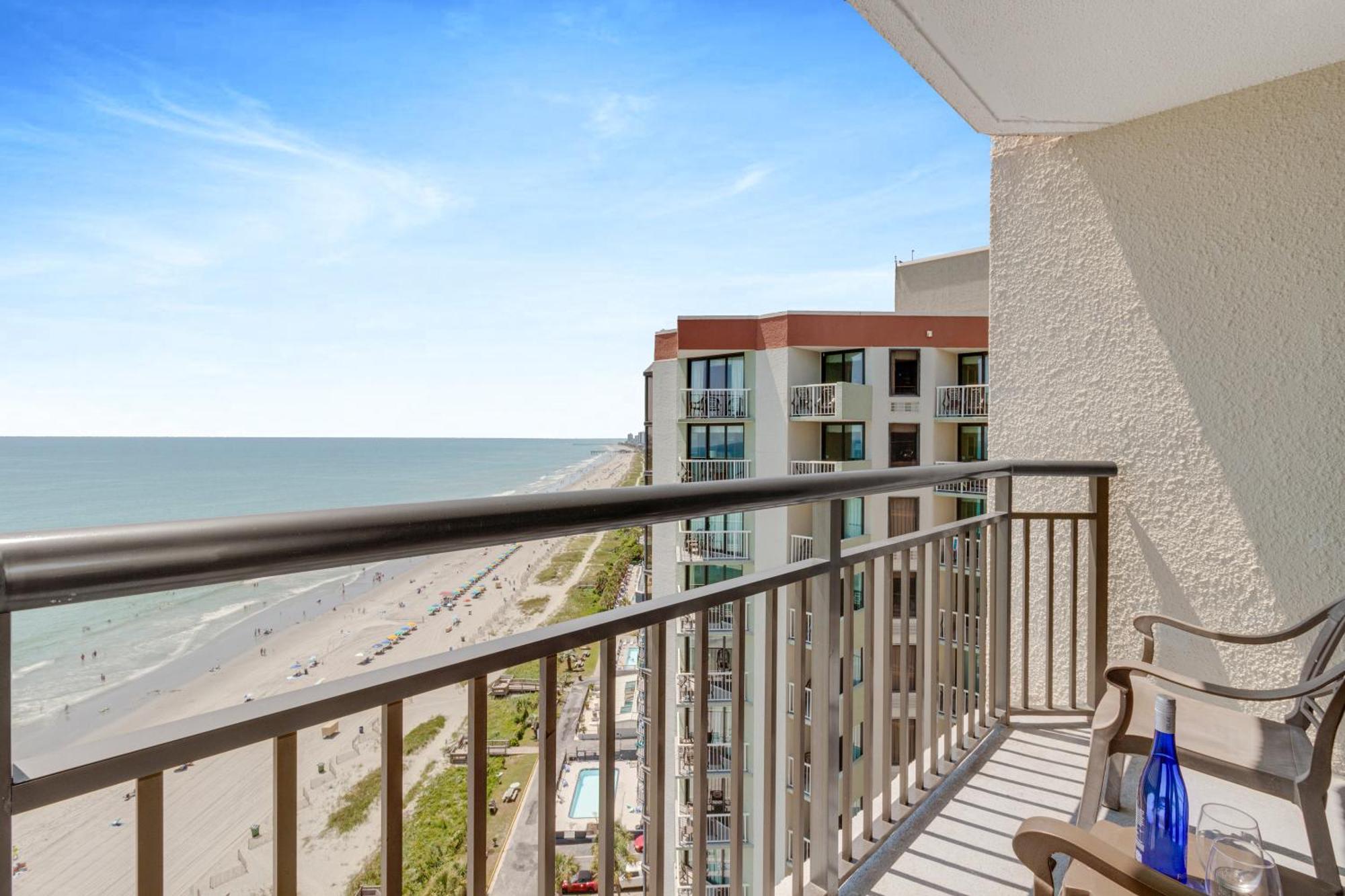 Oceanview Studio Escape With Beach Steps Away! 1828 Myrtle Beach Exterior photo